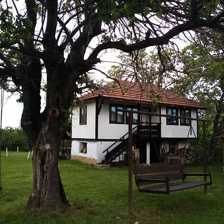 Вилно Селище Дядовите Къщи Golyama Brestnitsa
